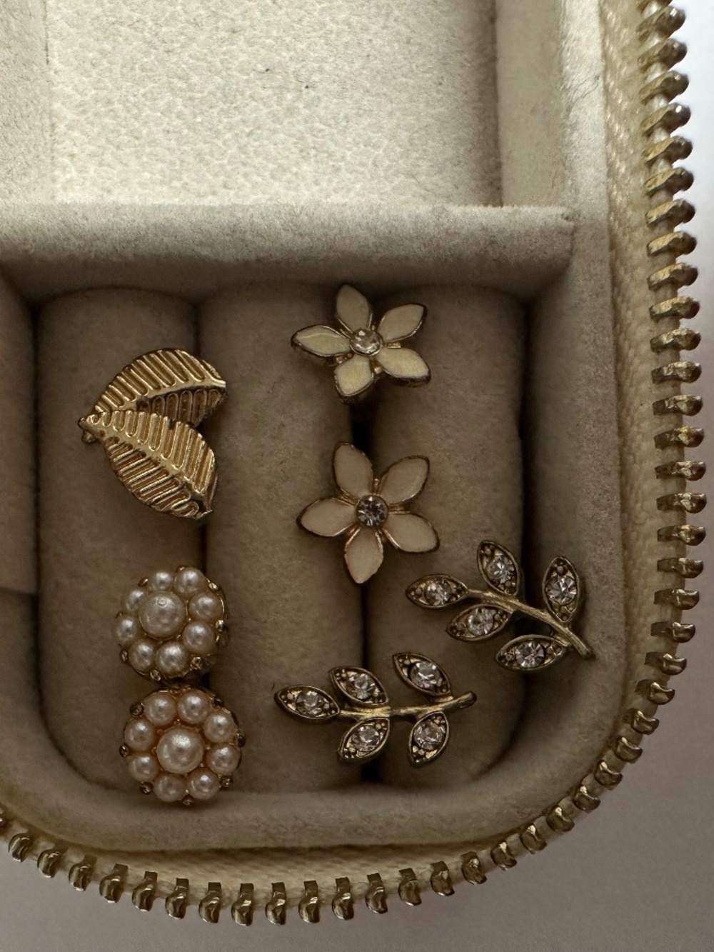 Earring studs bundle